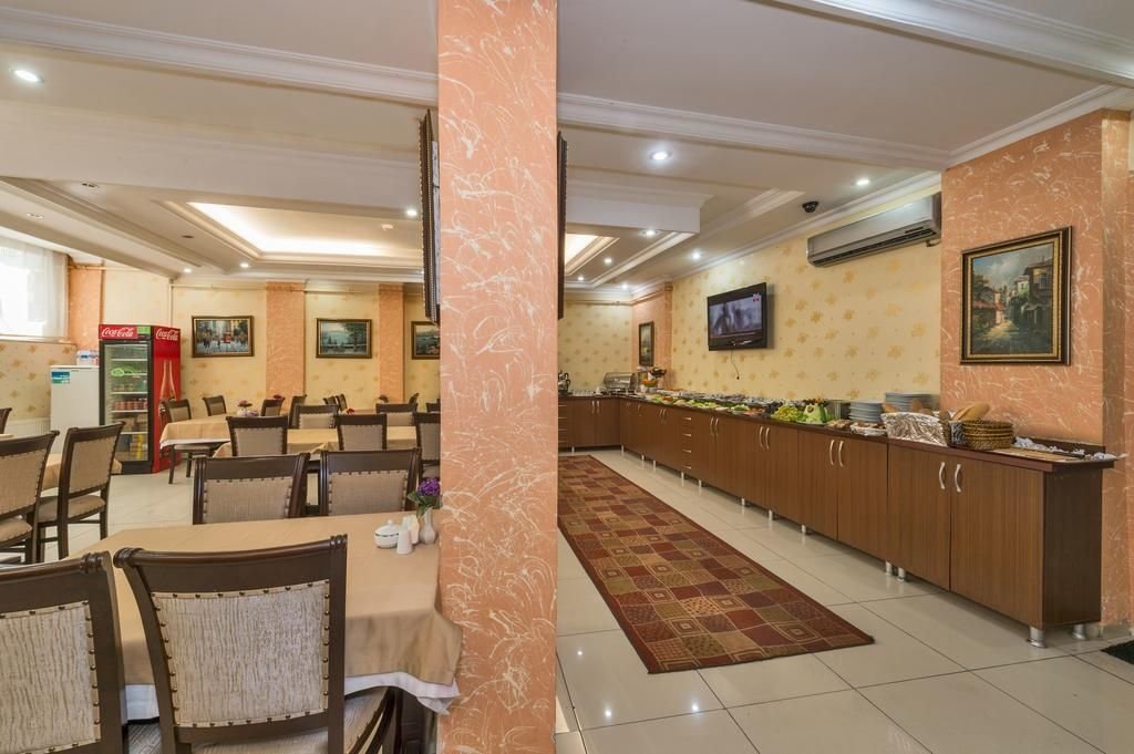 May Hotel 15