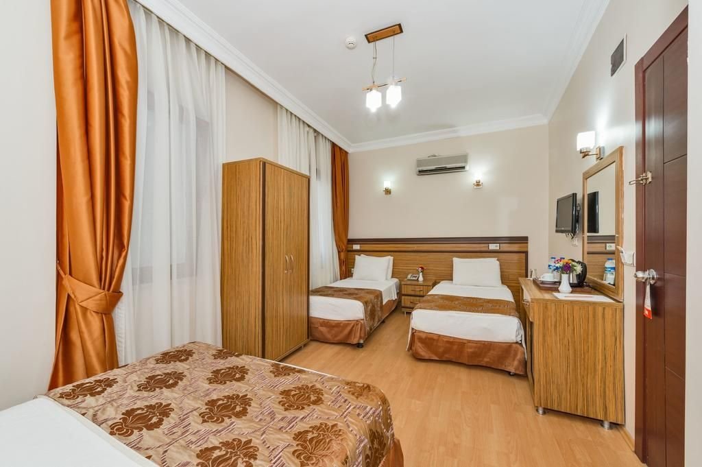 May Hotel 19
