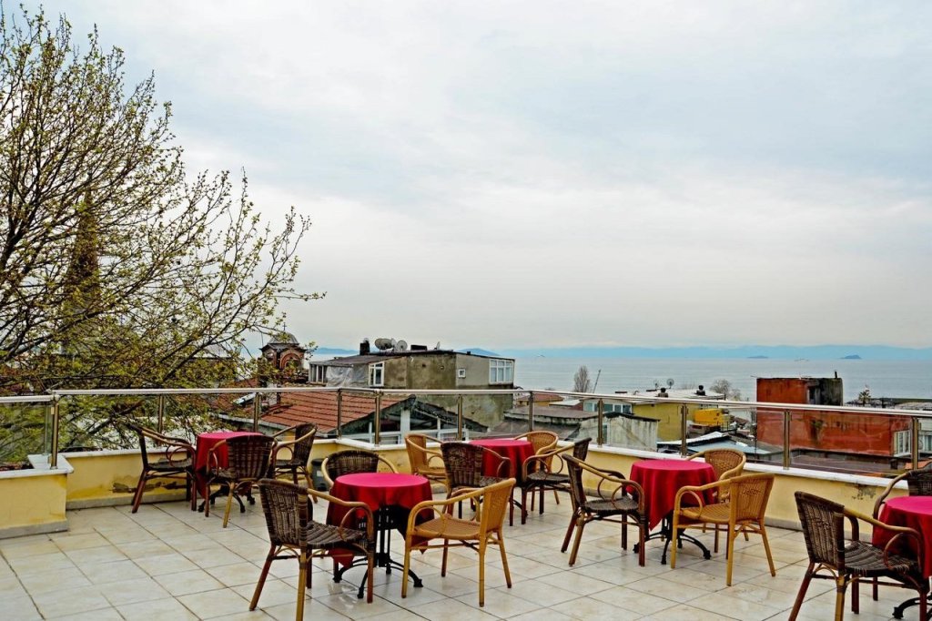 May Hotel 23