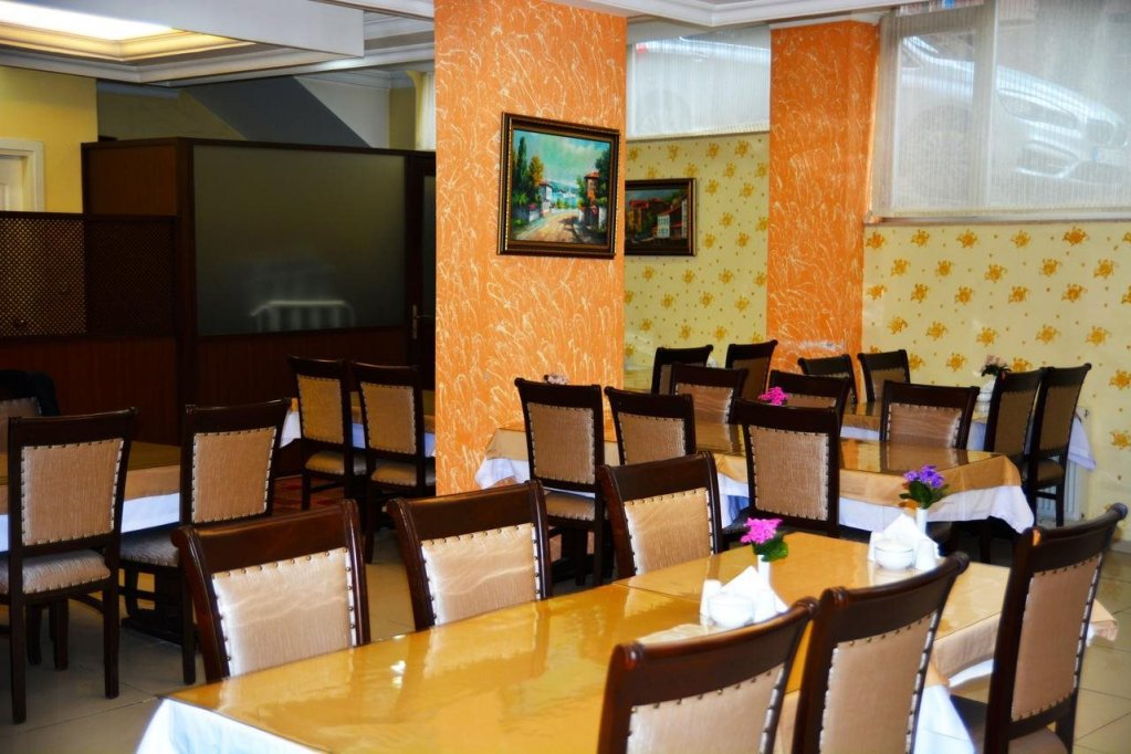May Hotel 24