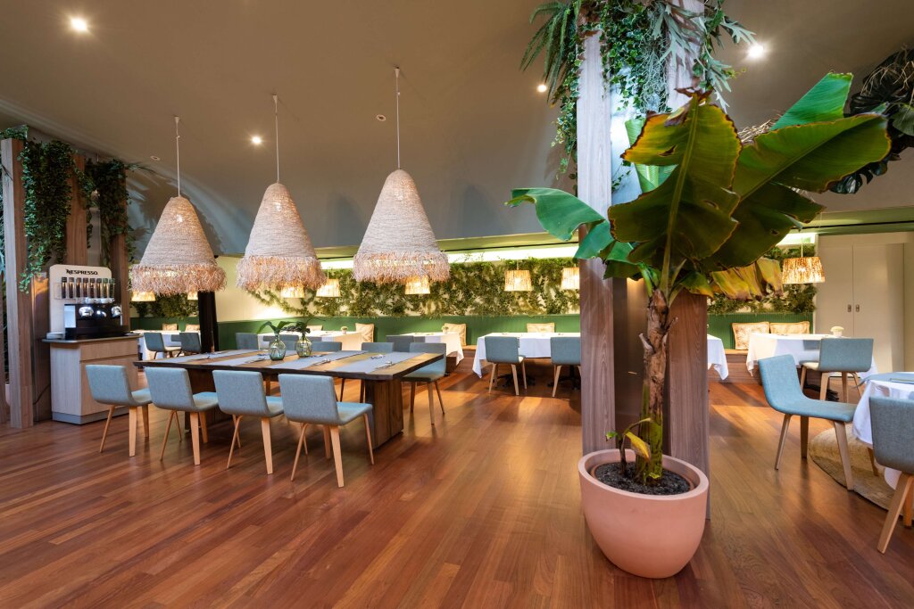 Aparthotel Atenea 15