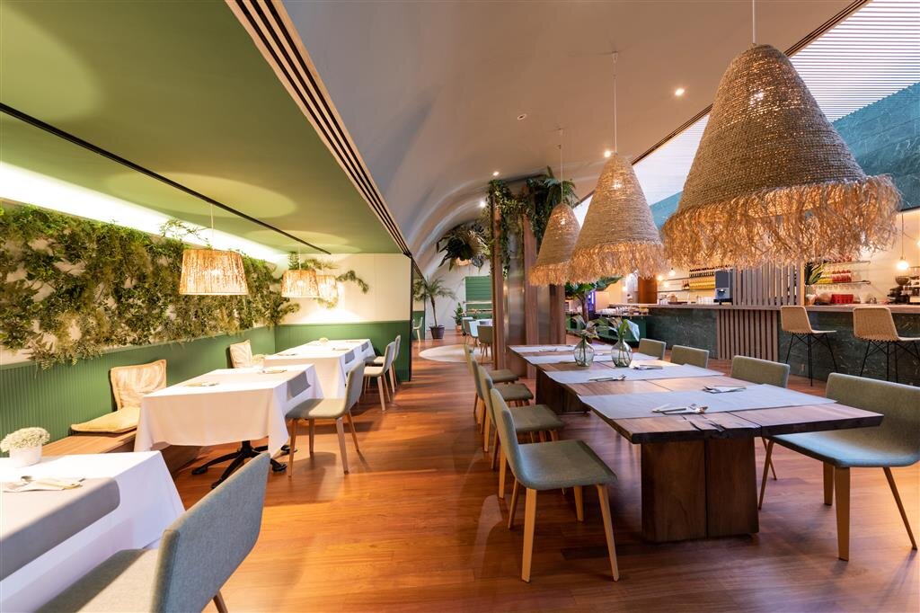 Aparthotel Atenea 19