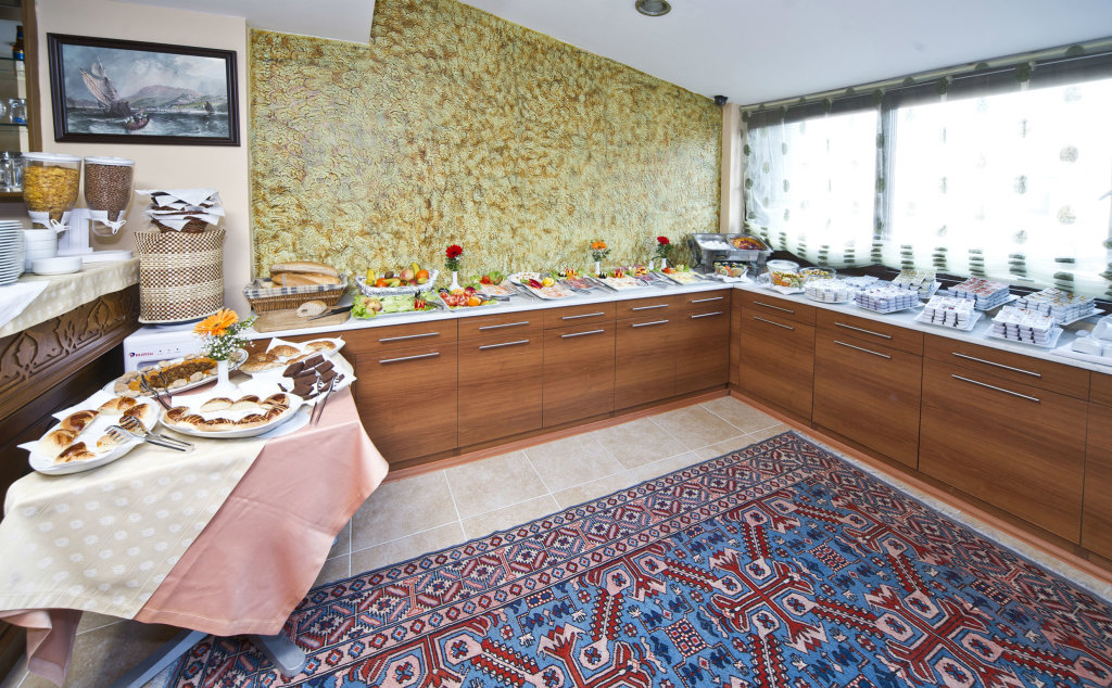 Hotel Kupeli 8