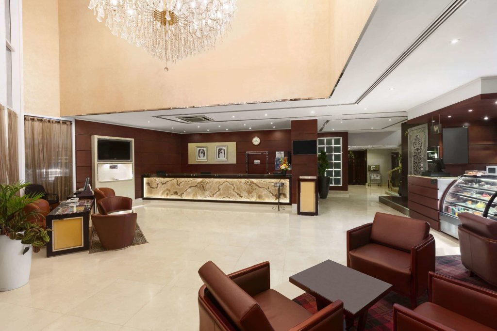 Howard Johnson by Wyndham Bur Dubai 9
