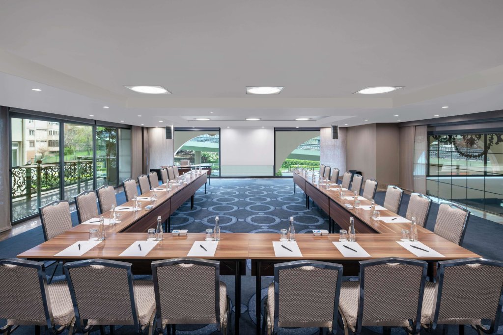 DoubleTree by Hilton Istanbul Esentepe 15