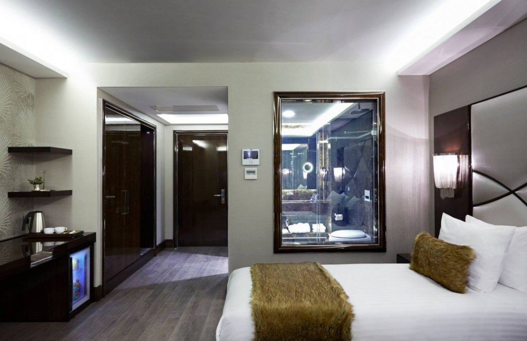 DoubleTree by Hilton Istanbul Esentepe 3