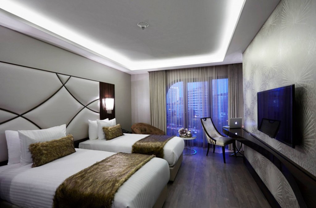 DoubleTree by Hilton Istanbul Esentepe 5