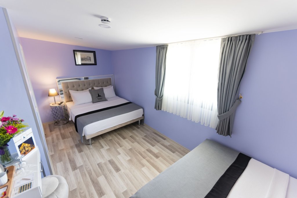 Primero Hotel 9
