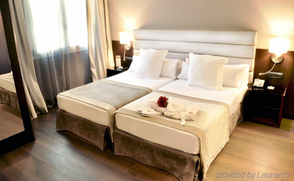 Catalonia Rigoletto Hotel 1