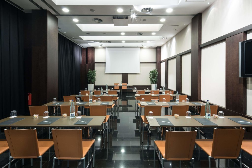 Catalonia Rigoletto Hotel 21