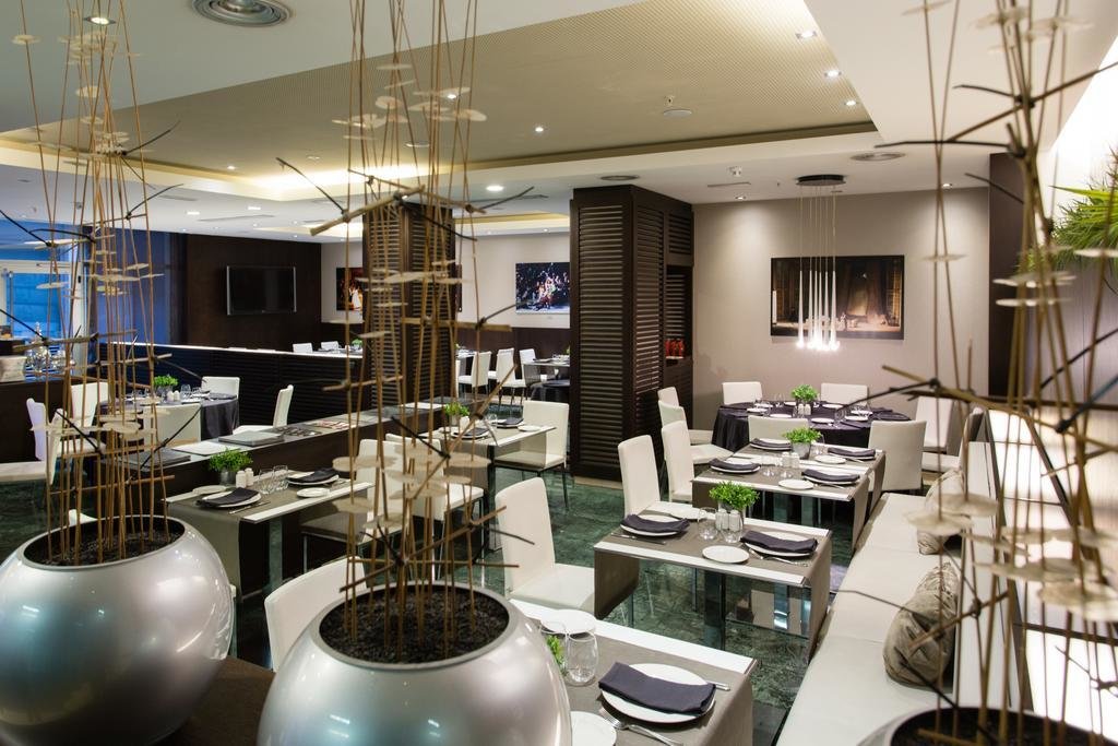 Catalonia Rigoletto Hotel 5