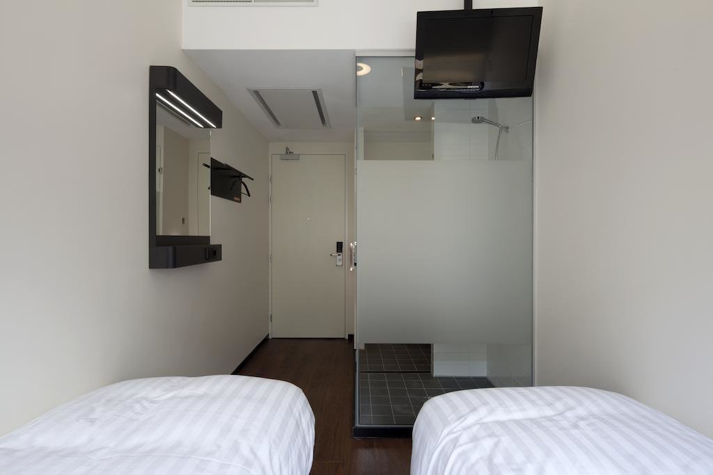 easyHotel Amsterdam City Centre South 20