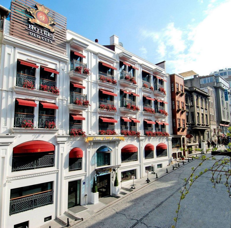 Dosso Dossi Hotels Old City 17