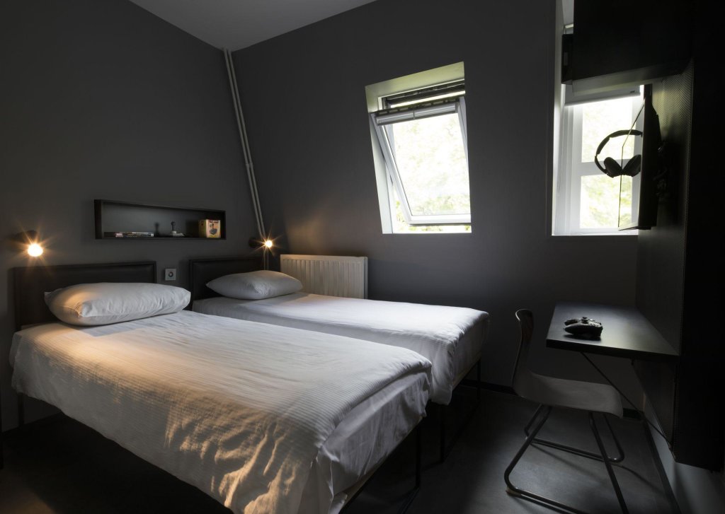The Arcade Hotel 5