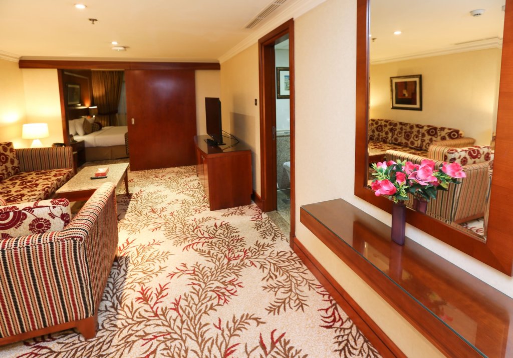 Ramee Royal Hotel 6