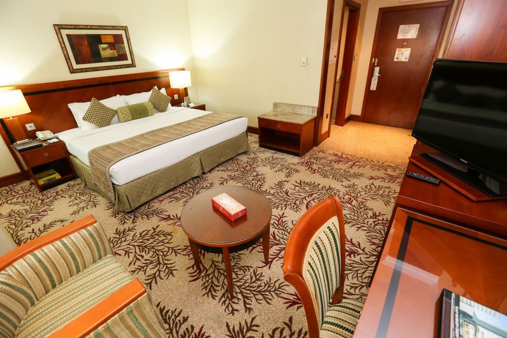 Ramee Royal Hotel 8
