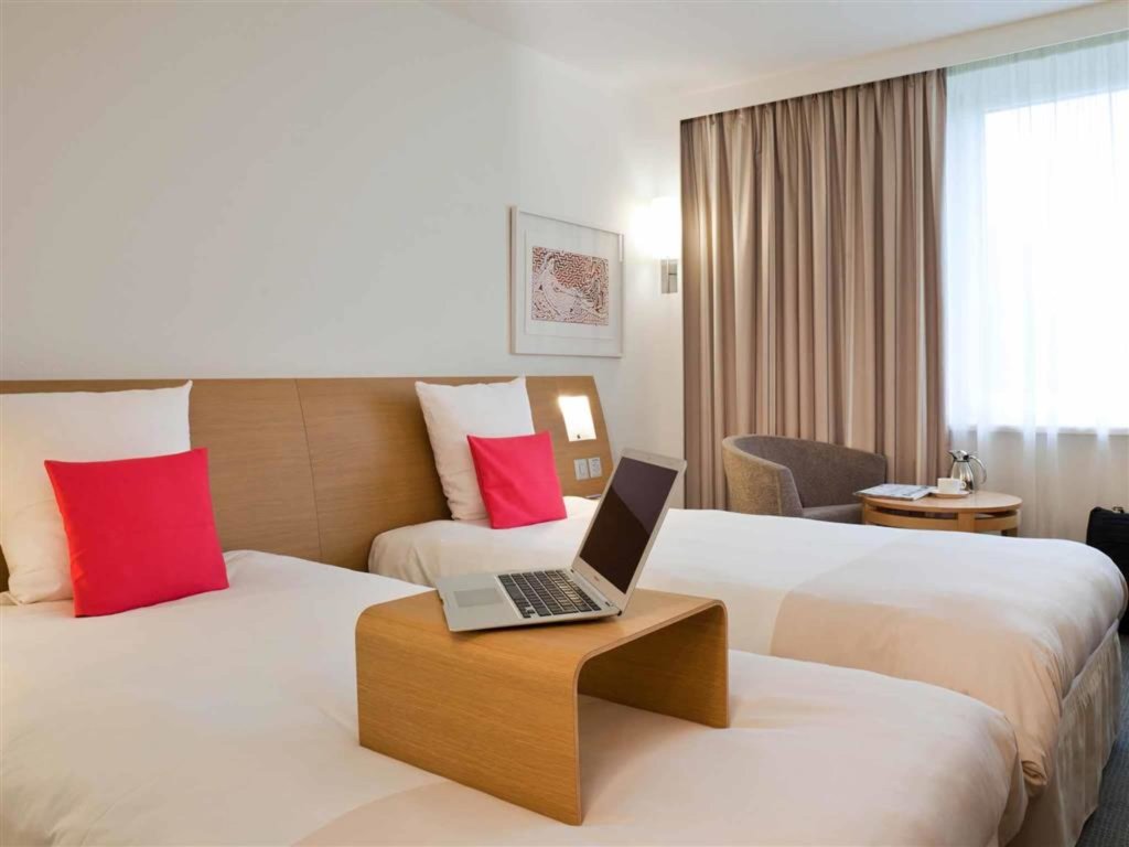 Novotel Paris Est 16