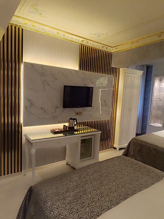 Leyenda Hotel 5