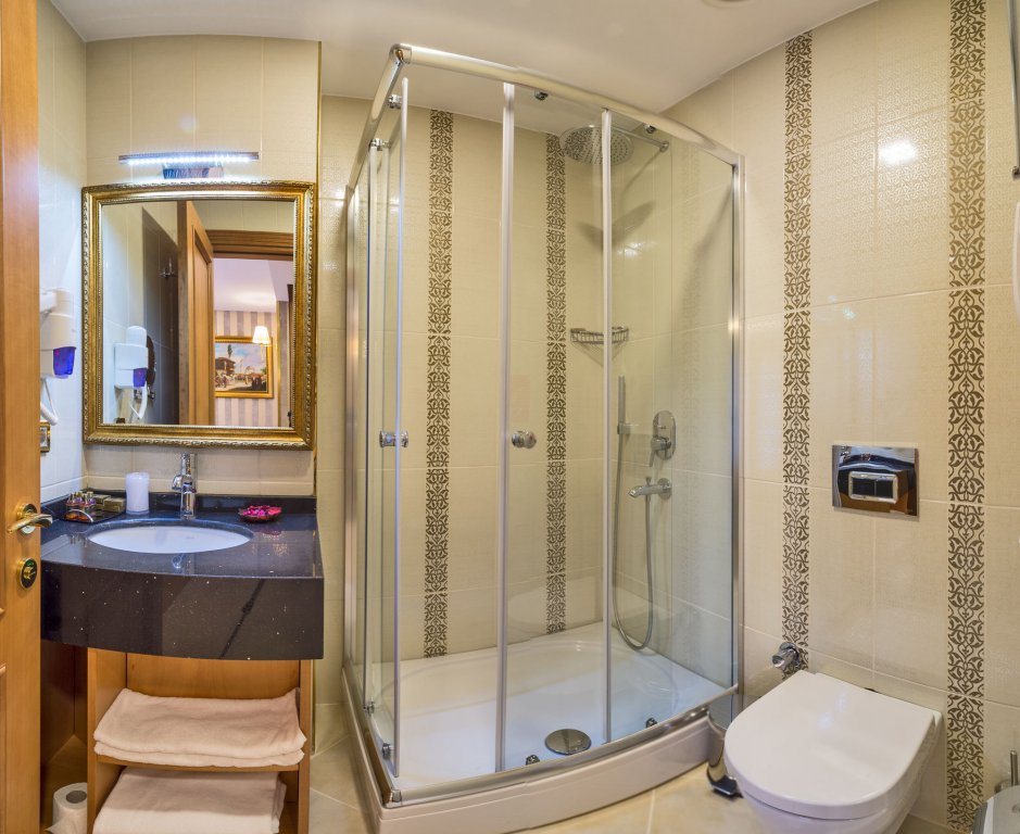 Aprilis Gold Hotel 10