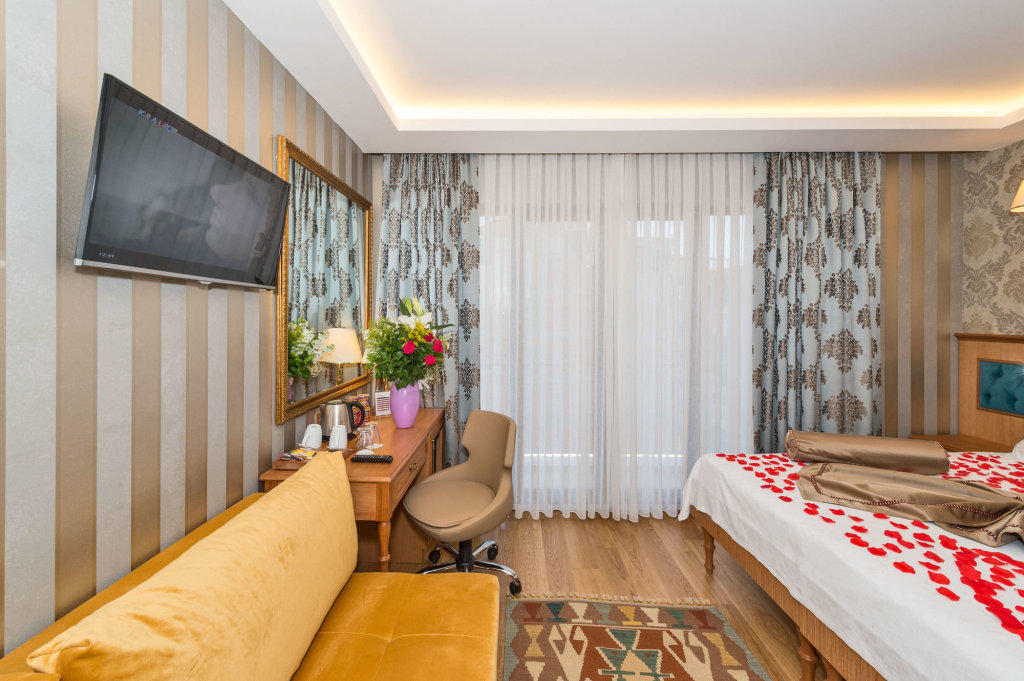 Aprilis Gold Hotel 11