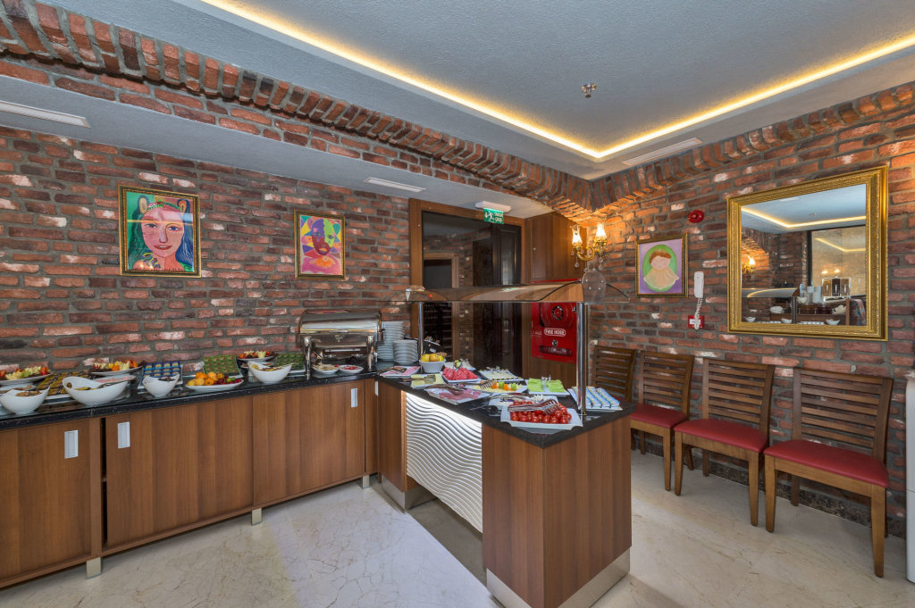 Aprilis Gold Hotel 16