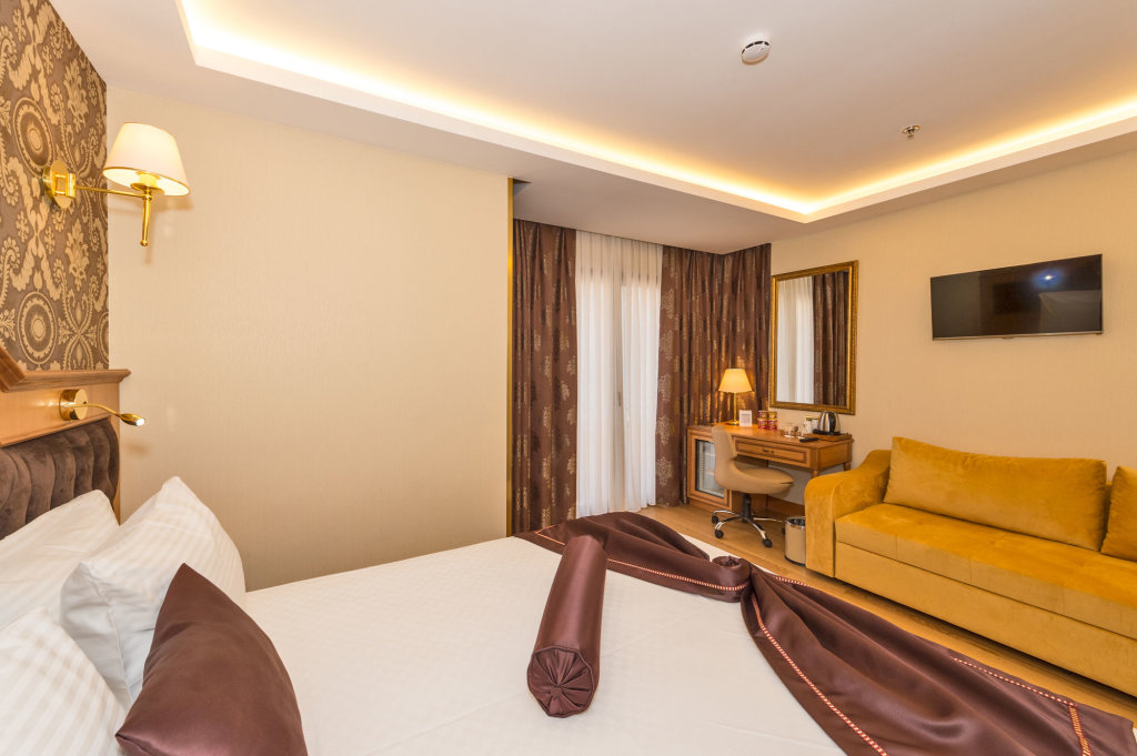Aprilis Gold Hotel 5