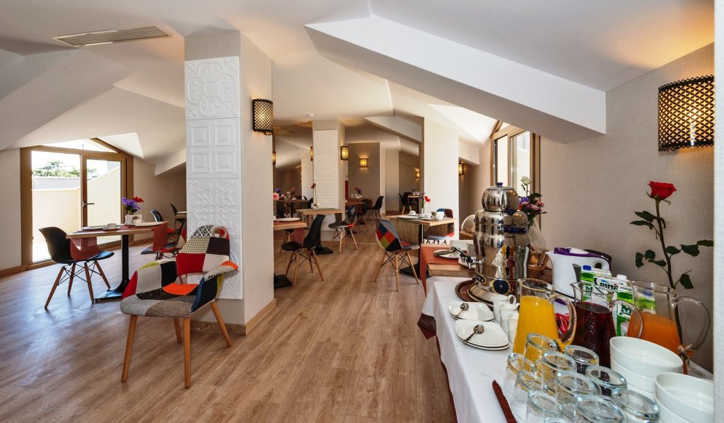 Aybar Hotel 12