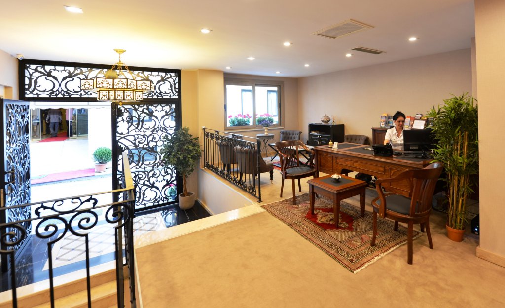 Aybar Hotel 19