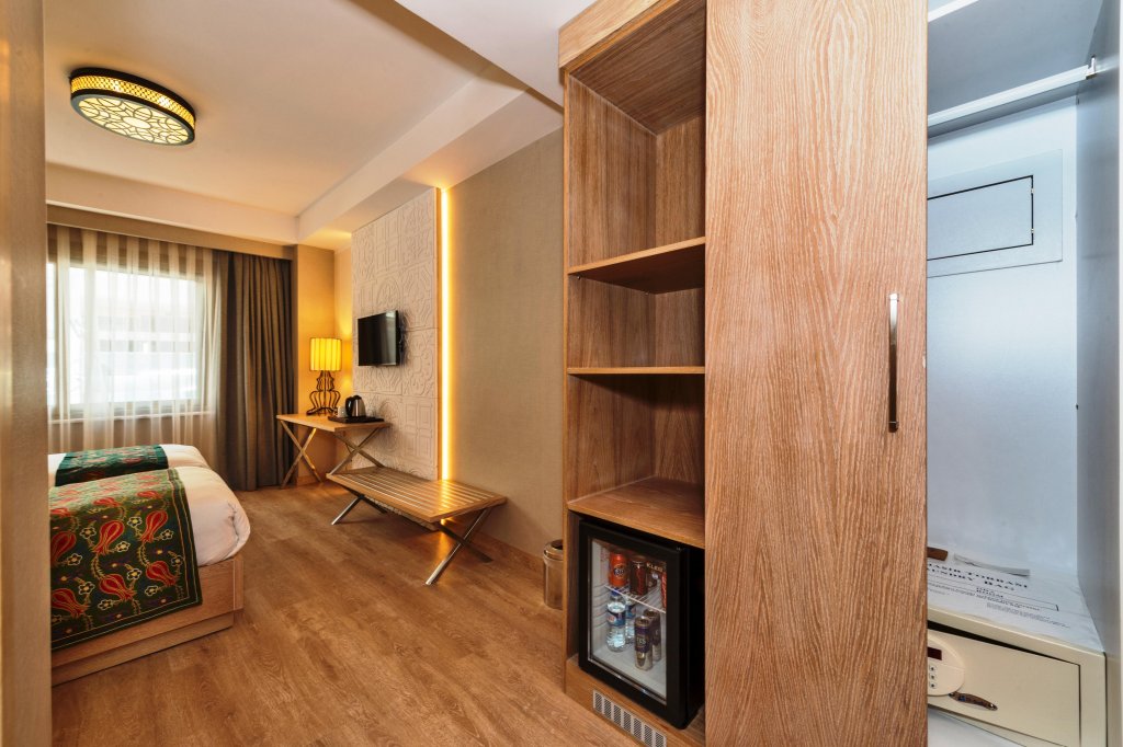 Aybar Hotel 20
