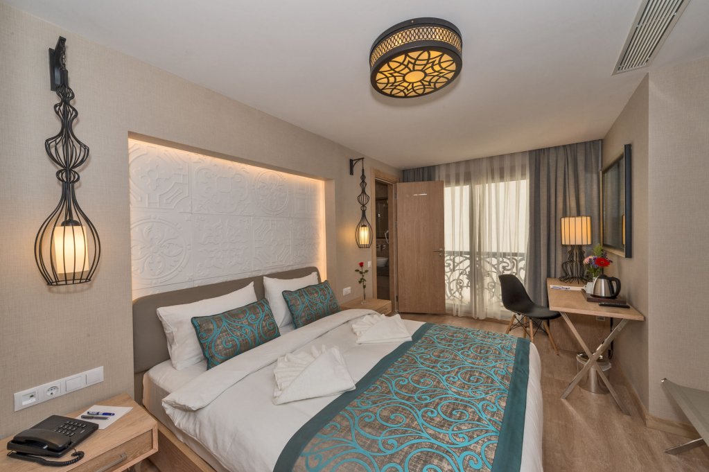 Aybar Hotel 5