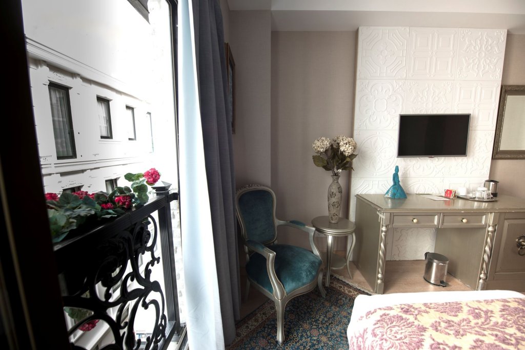 Aybar Hotel 7
