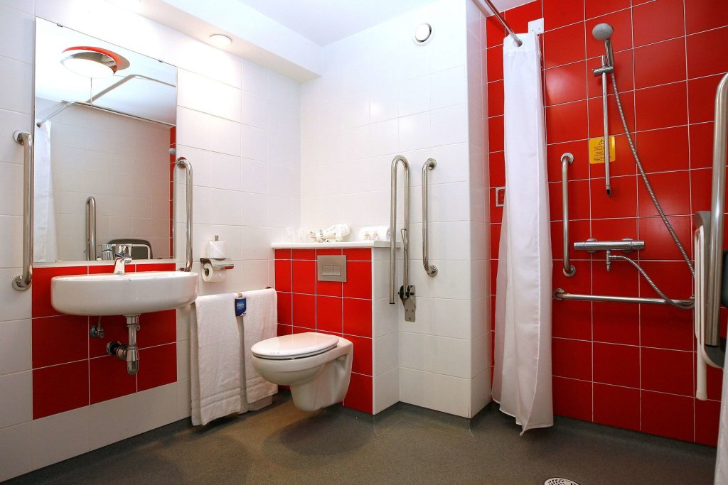Travelodge Barcelona Poblenou 14
