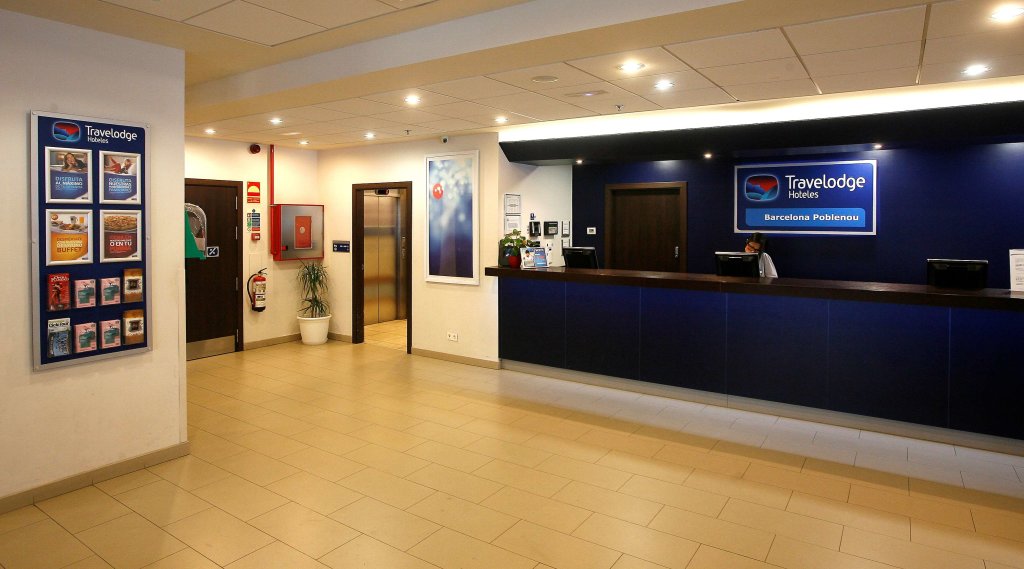 Travelodge Barcelona Poblenou 2