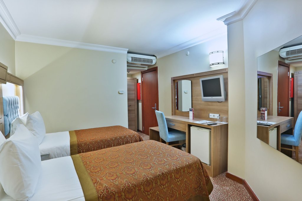 Budo Hotel 19