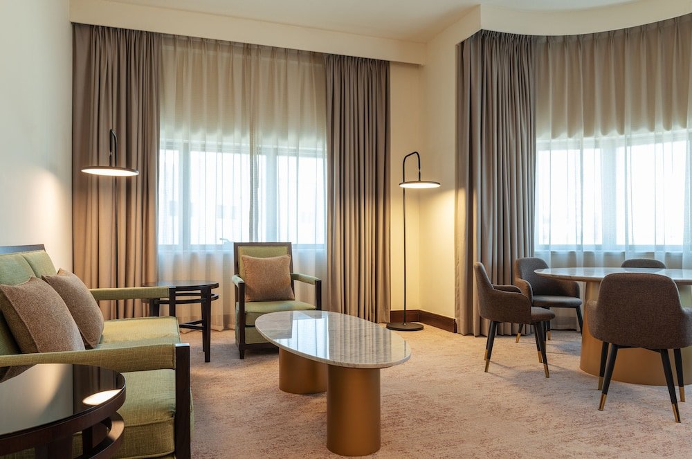 Le Meridien Fairway 18