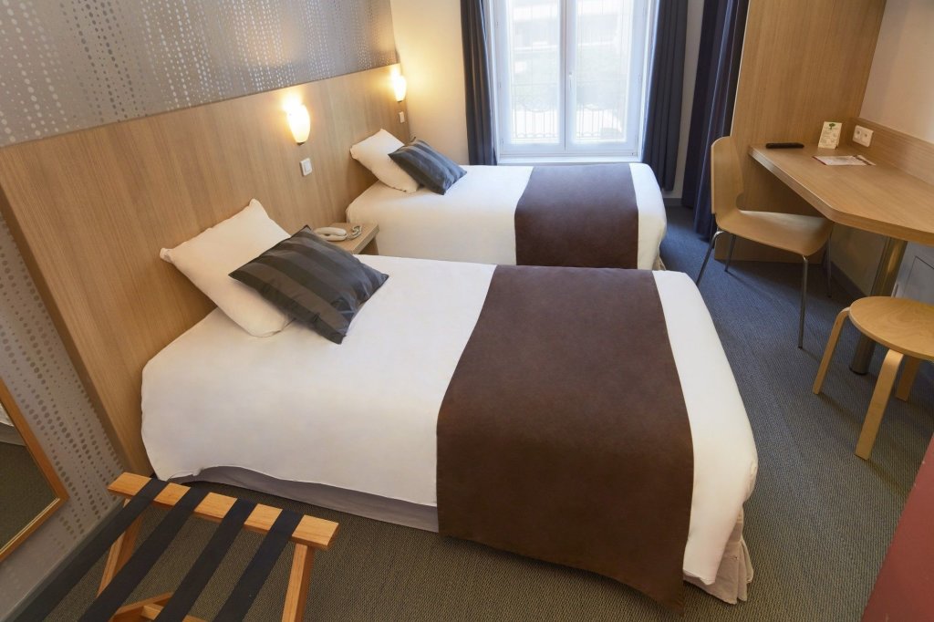 Hotel Paris Villette 6