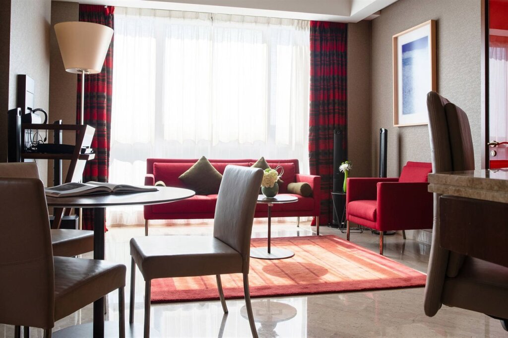 Jumeirah Creekside Hotel 22