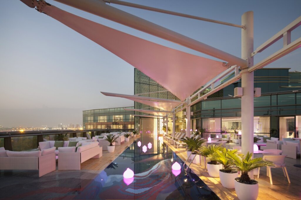 Jumeirah Creekside Hotel 3