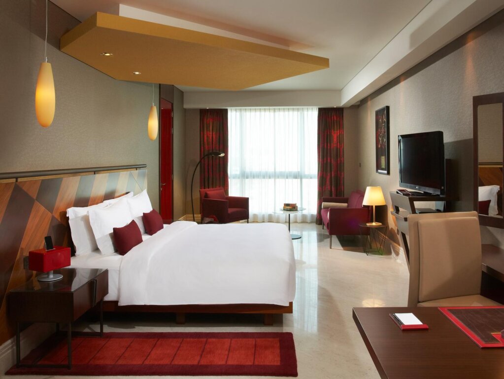 Jumeirah Creekside Hotel 5