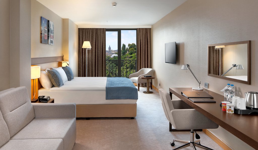Port Bosphorus Hotel 10