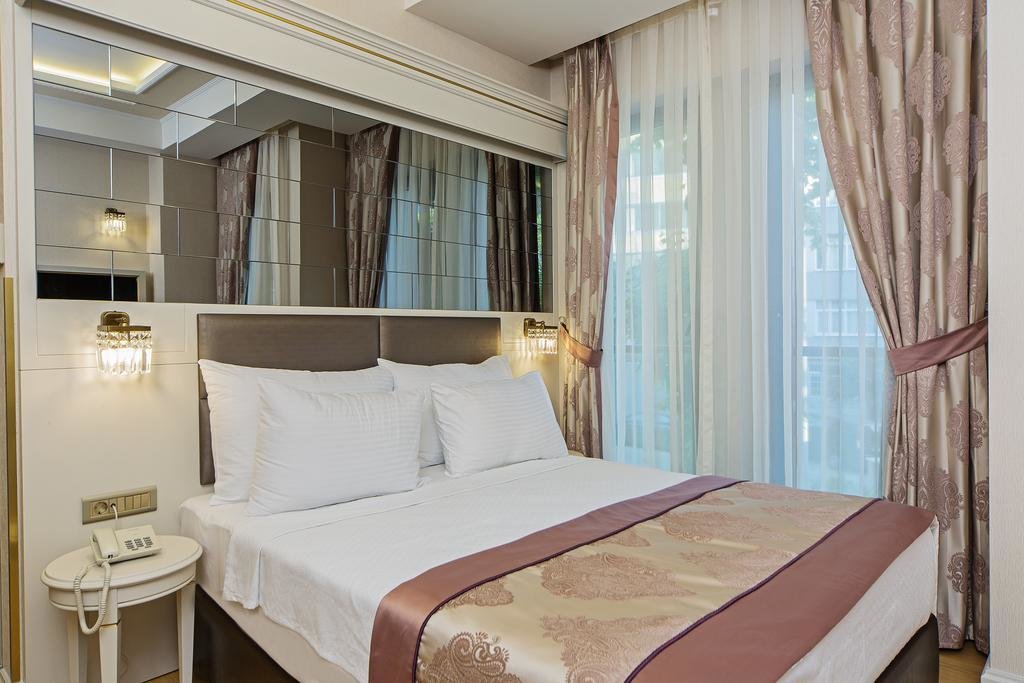 Grand Naki Hotel 20