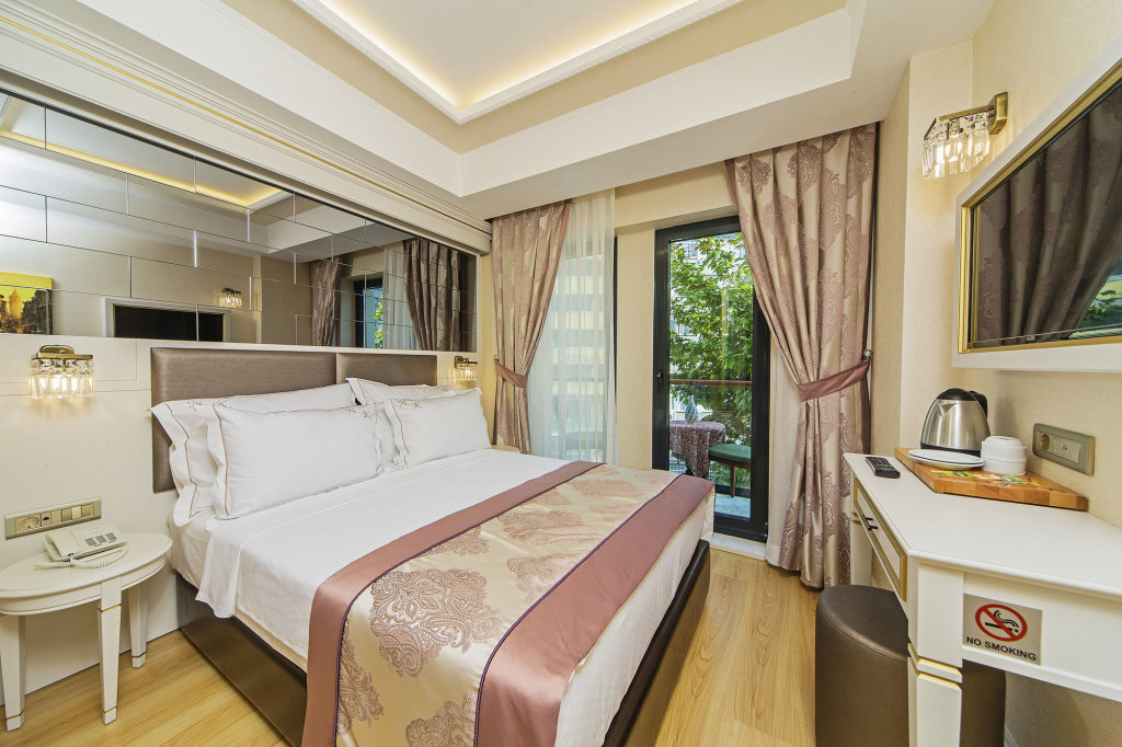 Grand Naki Hotel 3