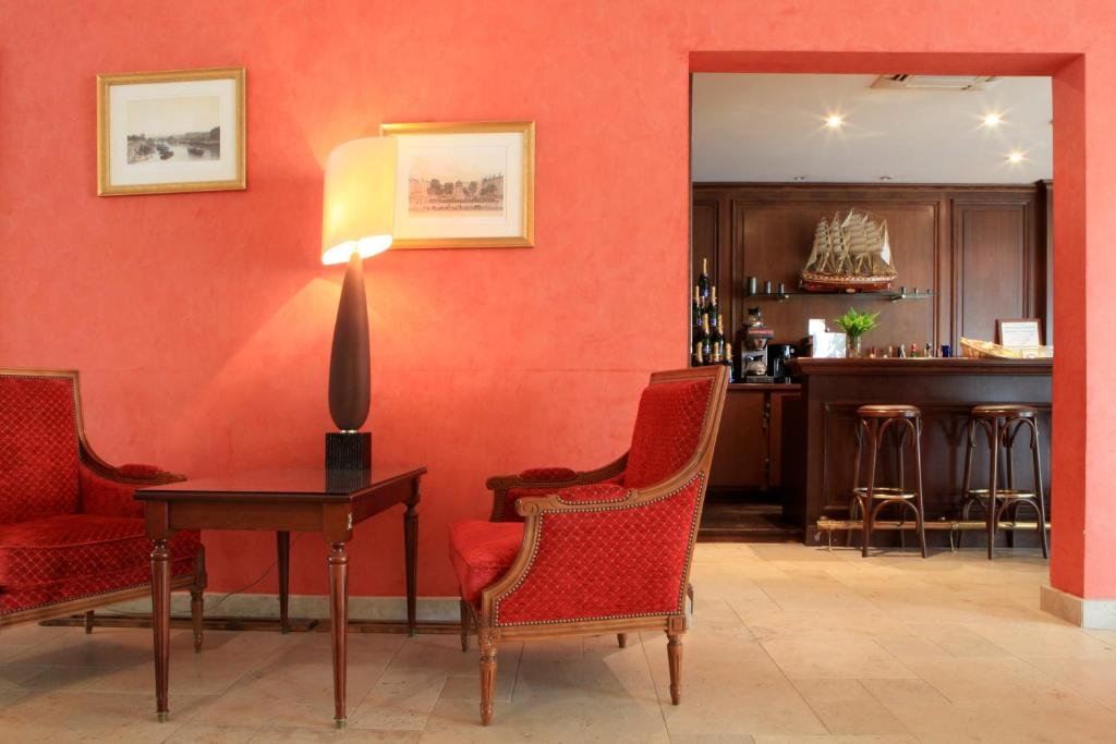 Amiral Hôtel 1