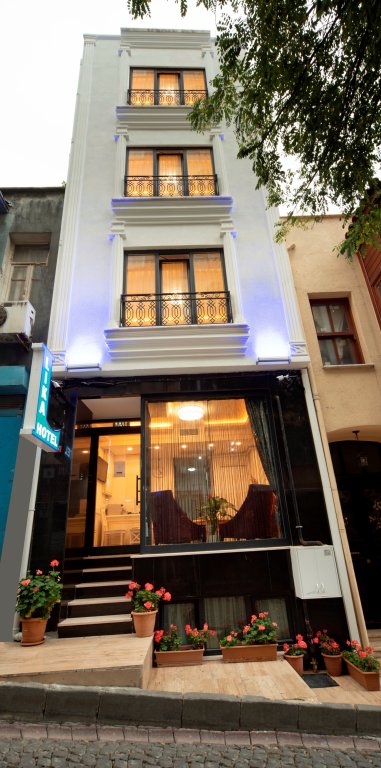 Lika Hotel 1