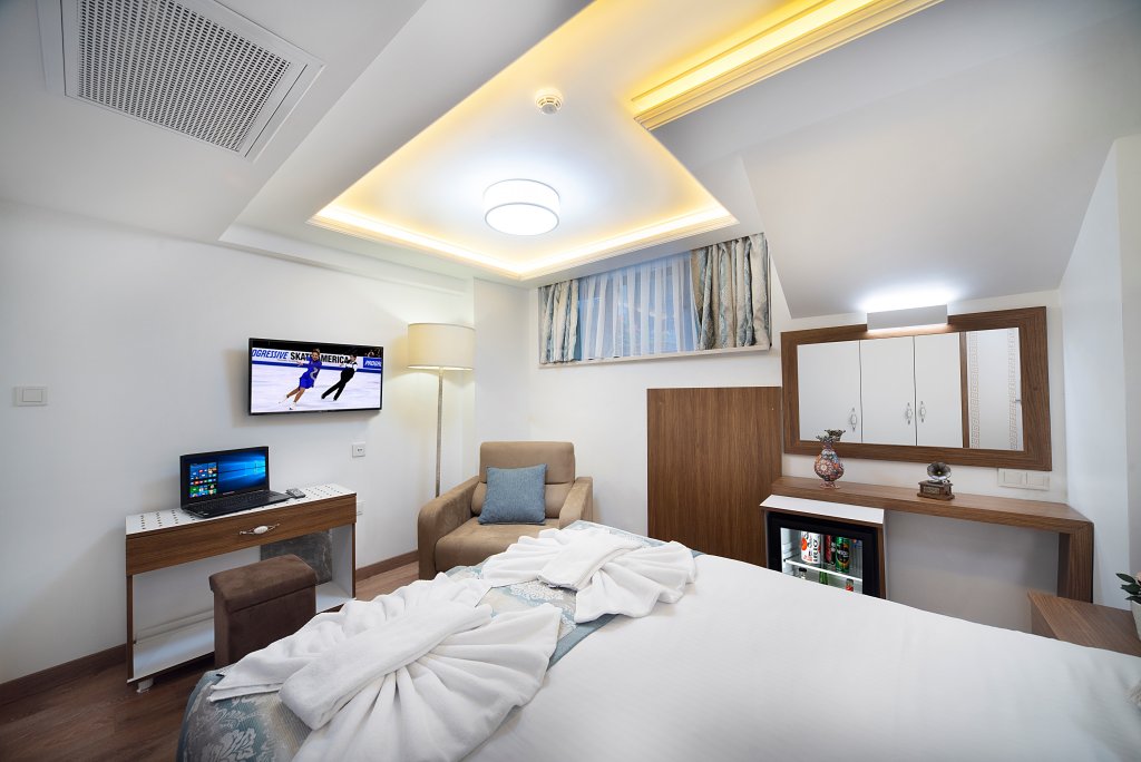 Lika Hotel 10