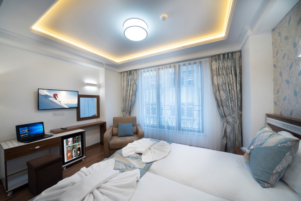Lika Hotel 17