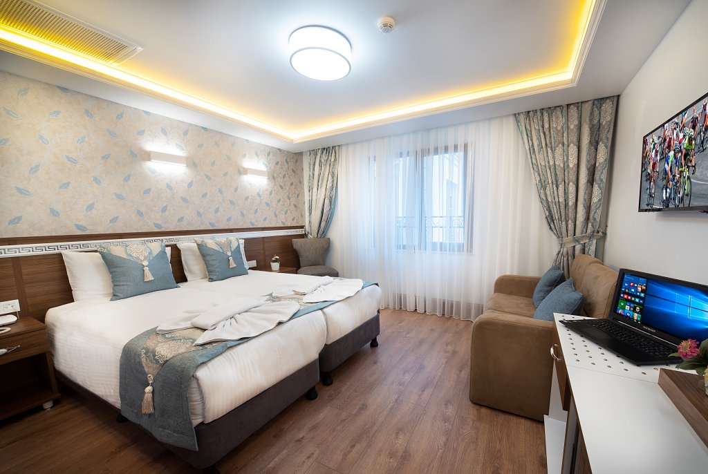 Lika Hotel 21