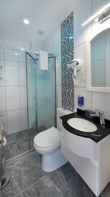 Lika Hotel 8