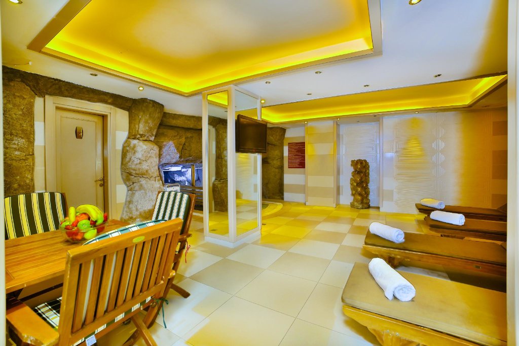 Amethyst Hotel 6