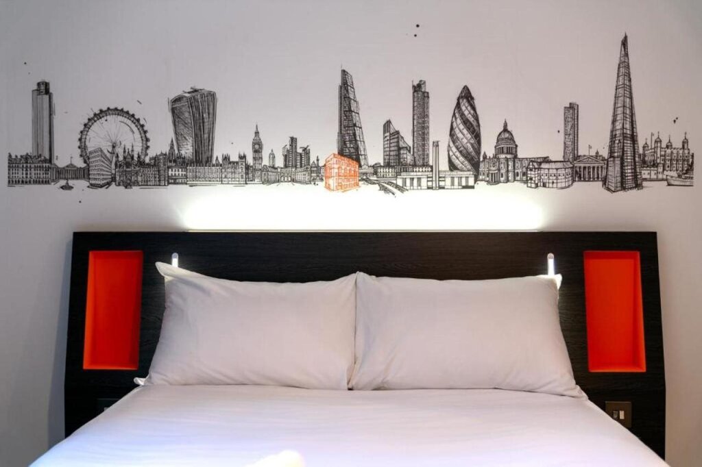 easyHotel London City Shoreditch 1